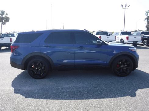 Used 2022 Ford Explorer ST w/ Equipment Group 401A RWD image 3