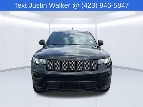 Used 2022 Jeep Grand Cherokee Laredo X RWD image 2