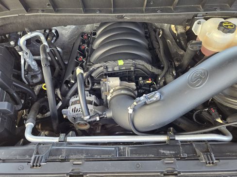Used 2024 Chevrolet Silverado 1500 High Country w/ High Country Premium Package AWD/4WD image 32