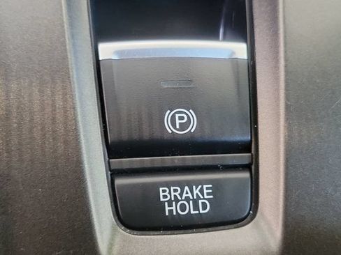Used 2022 Honda Accord Sport image 18