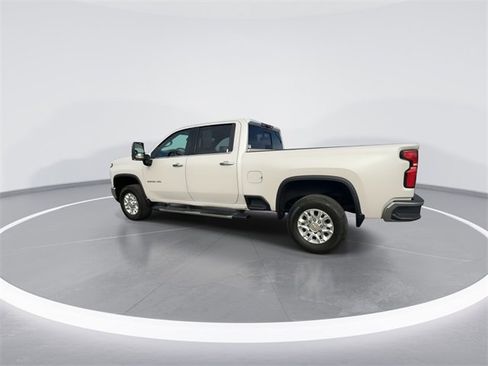 Used 2024 Chevrolet Silverado 3500 LTZ w/ LTZ Convenience Package image 6