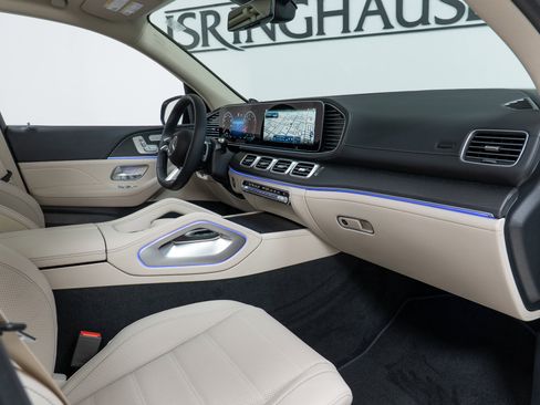 New 2026 Mercedes-Benz GLS 450 4MATIC image 21
