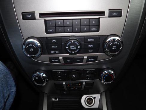 Used 2010 Ford Fusion SE image 31