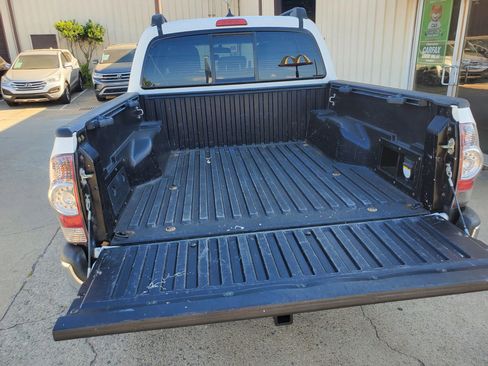 Used 2015 Toyota Tacoma PreRunner w/ TRD Off-Road Package image 55