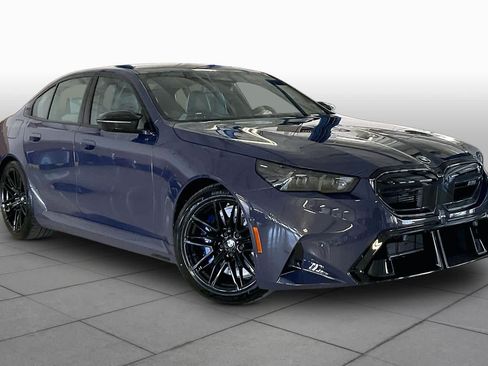 New 2027 BMW M5 w/ Executive Package AWD/4WD image 2