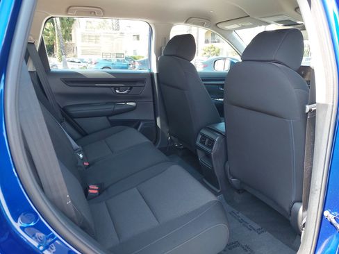 Used 2023 Honda CR-V LX image 11
