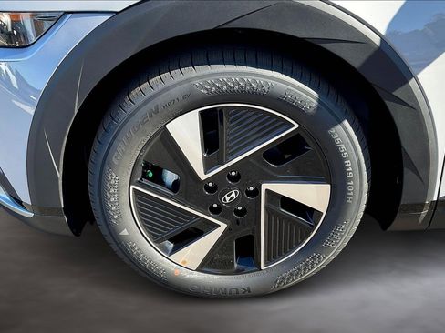 New 2026 Hyundai Ioniq 5 SEL image 13