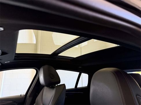 Used 2023 BMW X4 xDrive30i w/ M Sport Package image 22