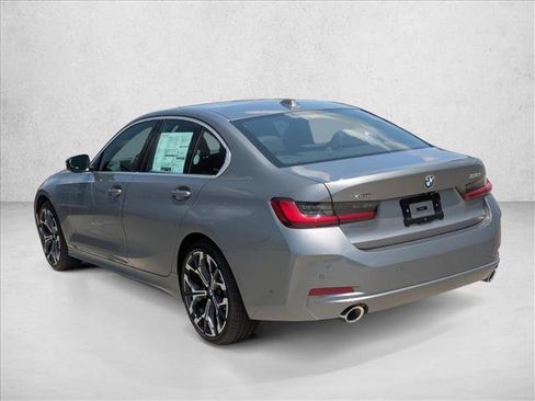 Used 2026 BMW 330i xDrive Sedan w/ Premium Package AWD/4WD image 9