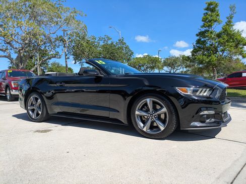 Used 2015 Ford Mustang Convertible w/ Equipment Group 051A RWD image 2