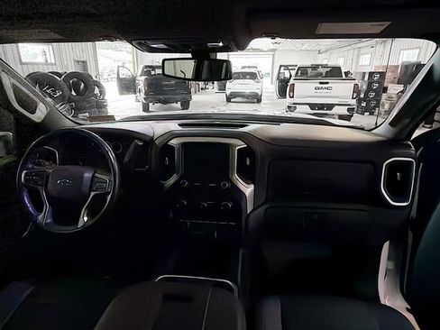 Used 2021 Chevrolet Silverado 1500 LT Trail Boss w/ Convenience Package II AWD/4WD image 10