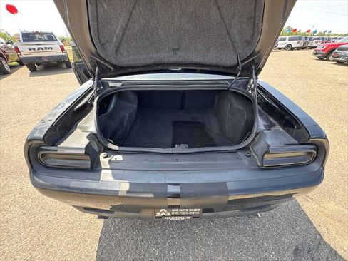 Used 2015 Dodge Challenger R/T Plus RWD image 11
