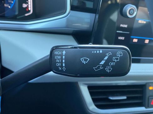 New 2026 Volkswagen Taos SEL AWD/4WD image 23