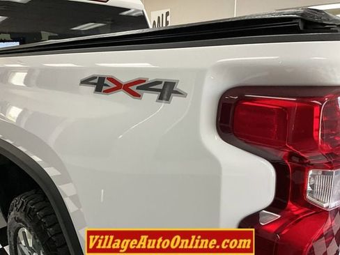 Used 2024 Chevrolet Silverado 2500 Custom w/ Custom Convenience Package AWD/4WD image 31