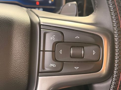 Used 2025 Chevrolet Silverado 1500 LT Trail Boss w/ Convenience Package II AWD/4WD image 25