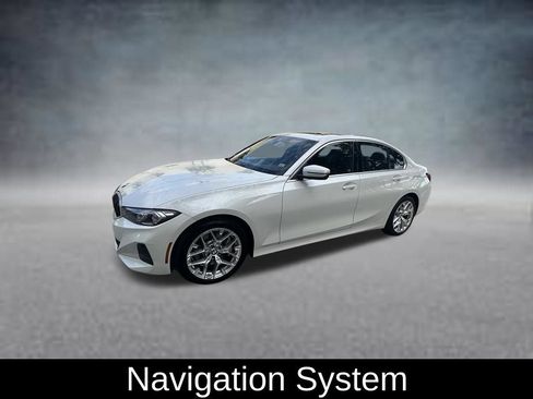Used 2025 BMW 330i Sedan w/ Convenience Package RWD image 3
