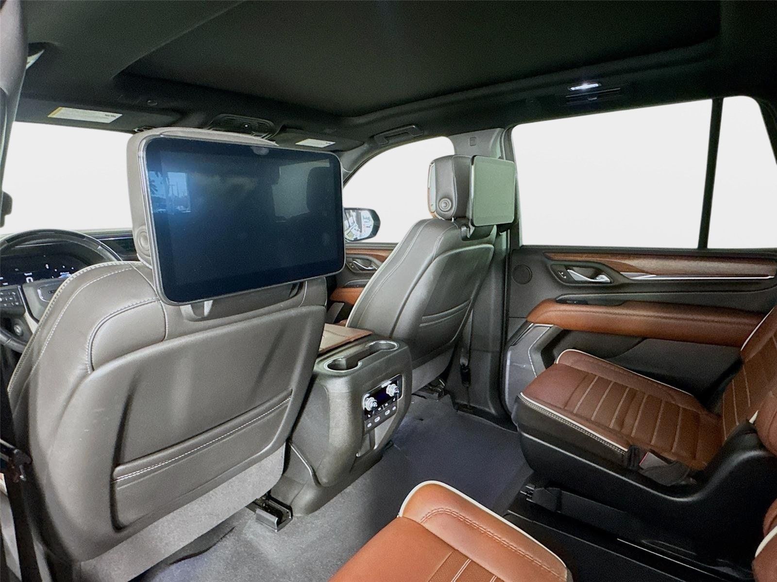 Used 2024 GMC Yukon Denali Ultimate AWD/4WD image 36