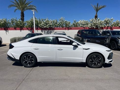 Used 2025 Hyundai Sonata SEL image 3