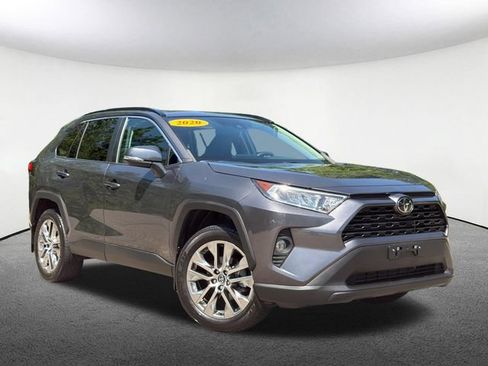 Used 2020 Toyota RAV4 XLE Premium AWD/4WD image 2