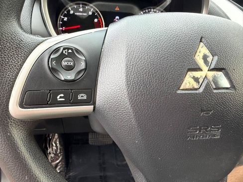 Used 2020 Mitsubishi Eclipse Cross ES FWD image 27