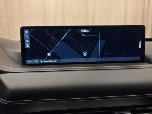 Certified 2023 Genesis GV80 2.5T w/ Prestige 20" Package image 18