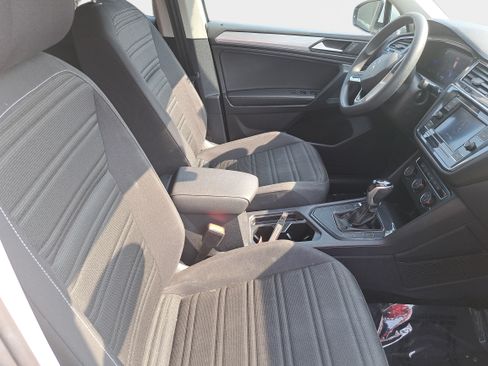 Used 2023 Volkswagen Tiguan S FWD image 10