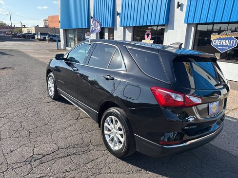 Used 2018 Chevrolet Equinox LT image 14