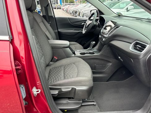 Certified 2018 Chevrolet Equinox LT w/ Sun & Infotainment Package FWD image 21