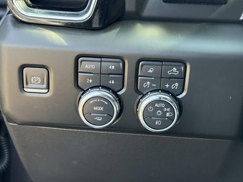 Used 2023 GMC Sierra 1500 Denali w/ Denali Reserve Package AWD/4WD image 27