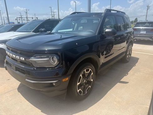 Used 2024 Ford Bronco Sport Outer Banks w/ Tech Package AWD/4WD image 1