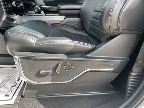 Used 2024 Ford F150 Platinum w/ FX4 Off-Road Package image 16