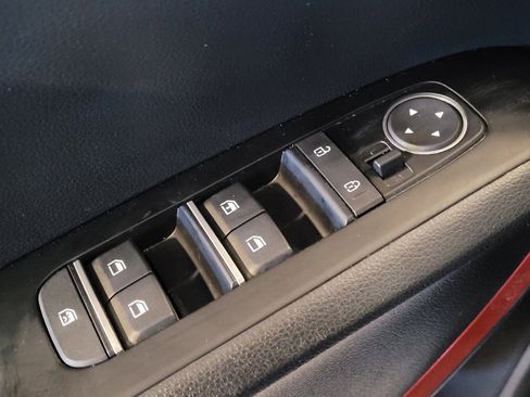 Used 2024 Kia Soul GT-Line image 27