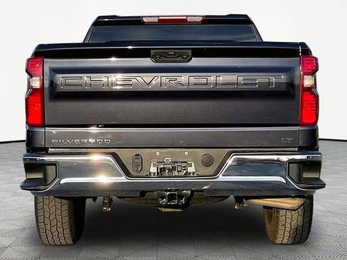 Used 2022 Chevrolet Silverado 1500 LT image 6