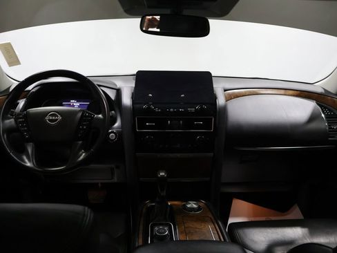 Used 2022 Nissan Armada SL w/ Captain's Chairs Package AWD/4WD image 16