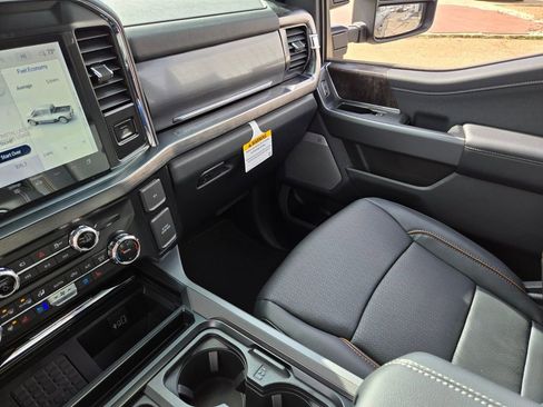 New 2026 Ford F350 Lariat image 24