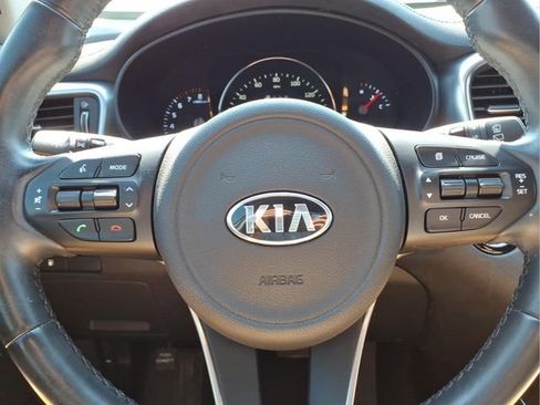 Used 2017 Kia Sorento EX image 14