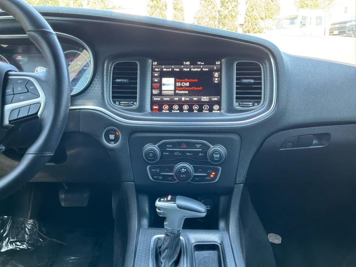 Used 2018 Dodge Charger GT AWD/4WD image 15