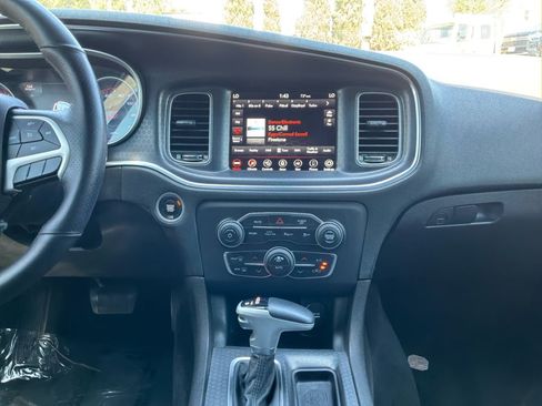 Used 2018 Dodge Charger GT AWD/4WD image 15