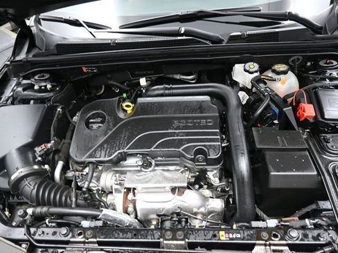 Used 2024 Chevrolet Malibu LT image 29