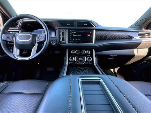 Used 2023 GMC Yukon Denali w/ Max Trailering Package image 22