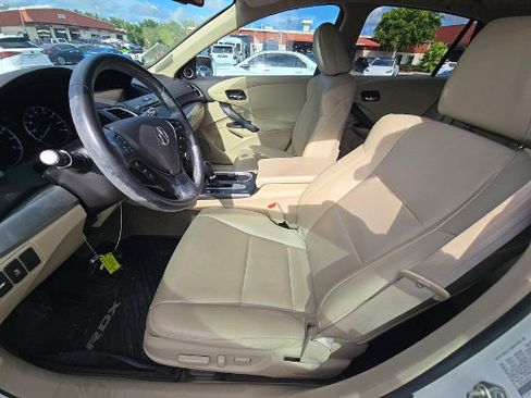 Used 2017 Acura RDX FWD w/ Technology Package image 4