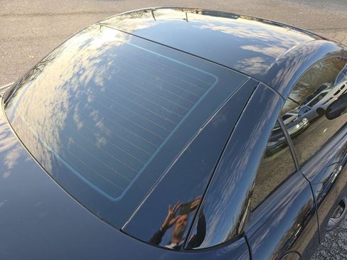 Used 2011 Mercedes-Benz SLK 300 image 27