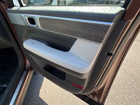 Used 2024 Hyundai Santa Fe Calligraphy image 19