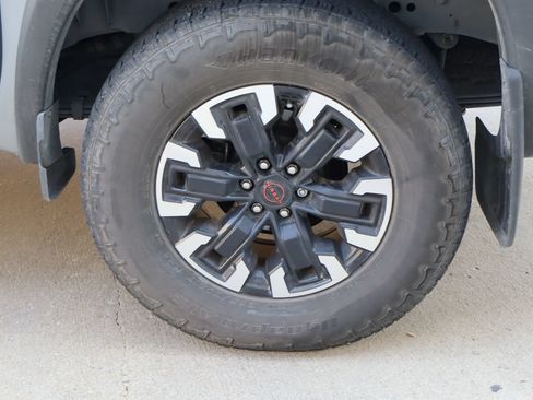 Used 2023 Nissan Frontier PRO-4X w/ Pro Convenience Package AWD/4WD image 27