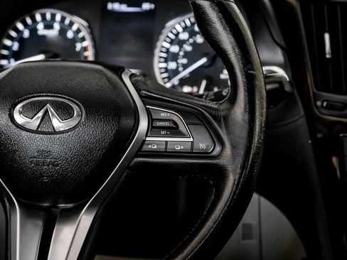 Used 2018 INFINITI Q50 Luxe w/ Cargo Package (L95) RWD image 16