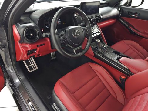 Used 2024 Lexus IS 500 RWD image 16