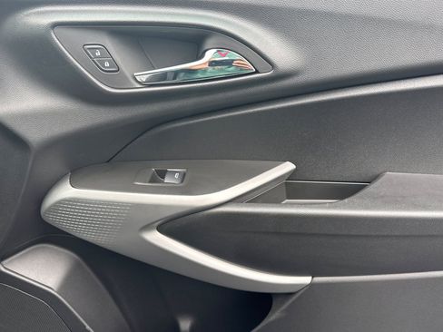 Certified 2024 Chevrolet Trax LS image 18