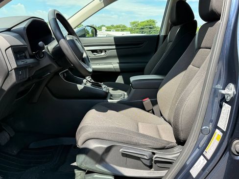 Used 2024 Honda CR-V LX image 14