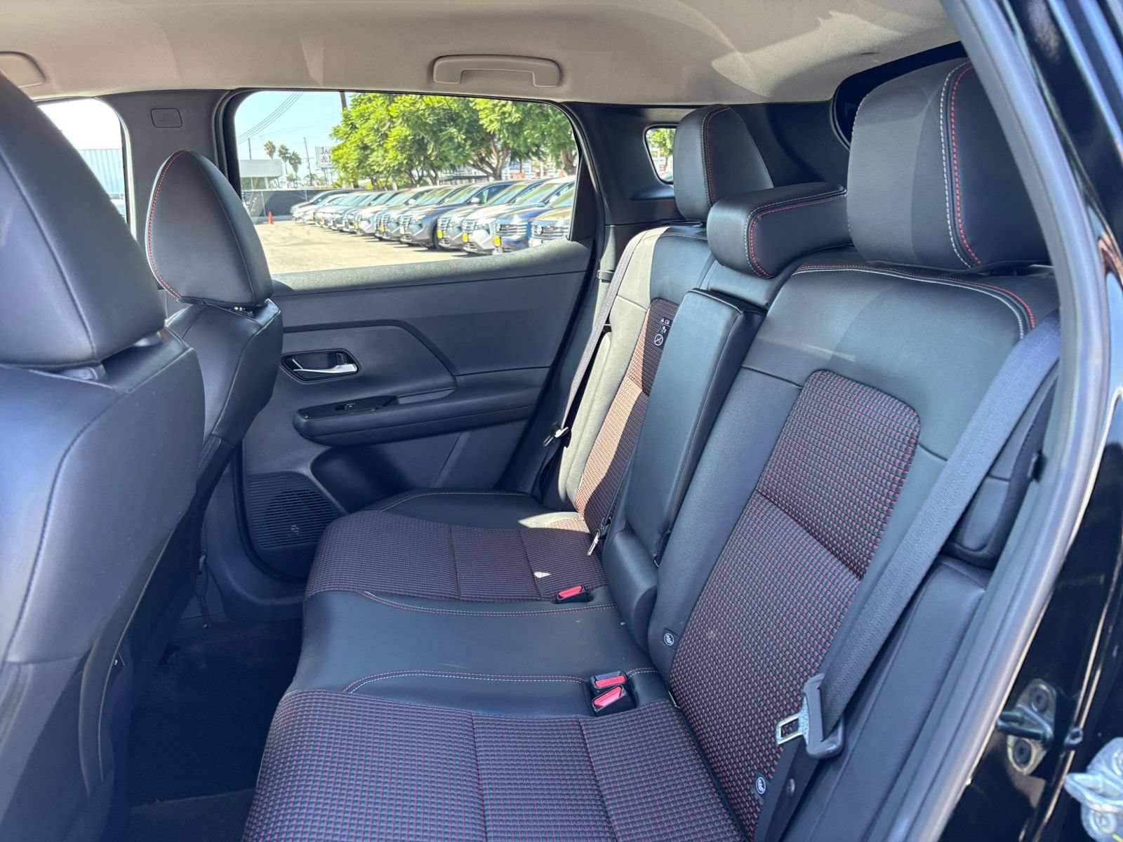 Used 2026 Nissan Kicks SR AWD/4WD image 26