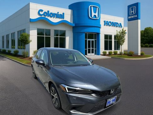 Used 2024 Honda Civic LX image 9
